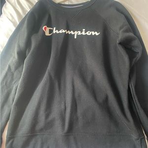 Women’s Size Medium Champion Crew Neck